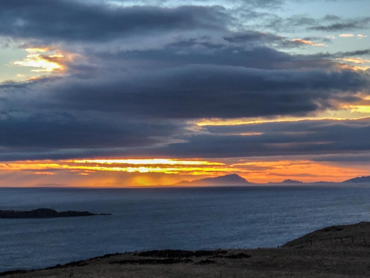 Oran Na Mara, Waternish Villa Hallin Екстериор снимка